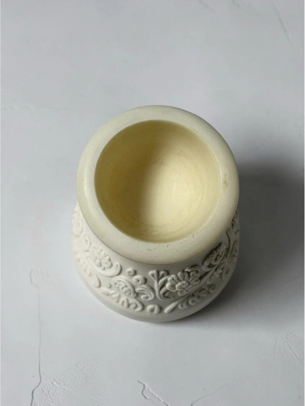 Vintage Hand Carved Italian Alabaster Urn By Triune International
